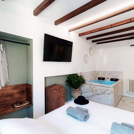 Sahara & Amazzonia Luxury Rooms- The House Of Travelers Como Luaran gambar