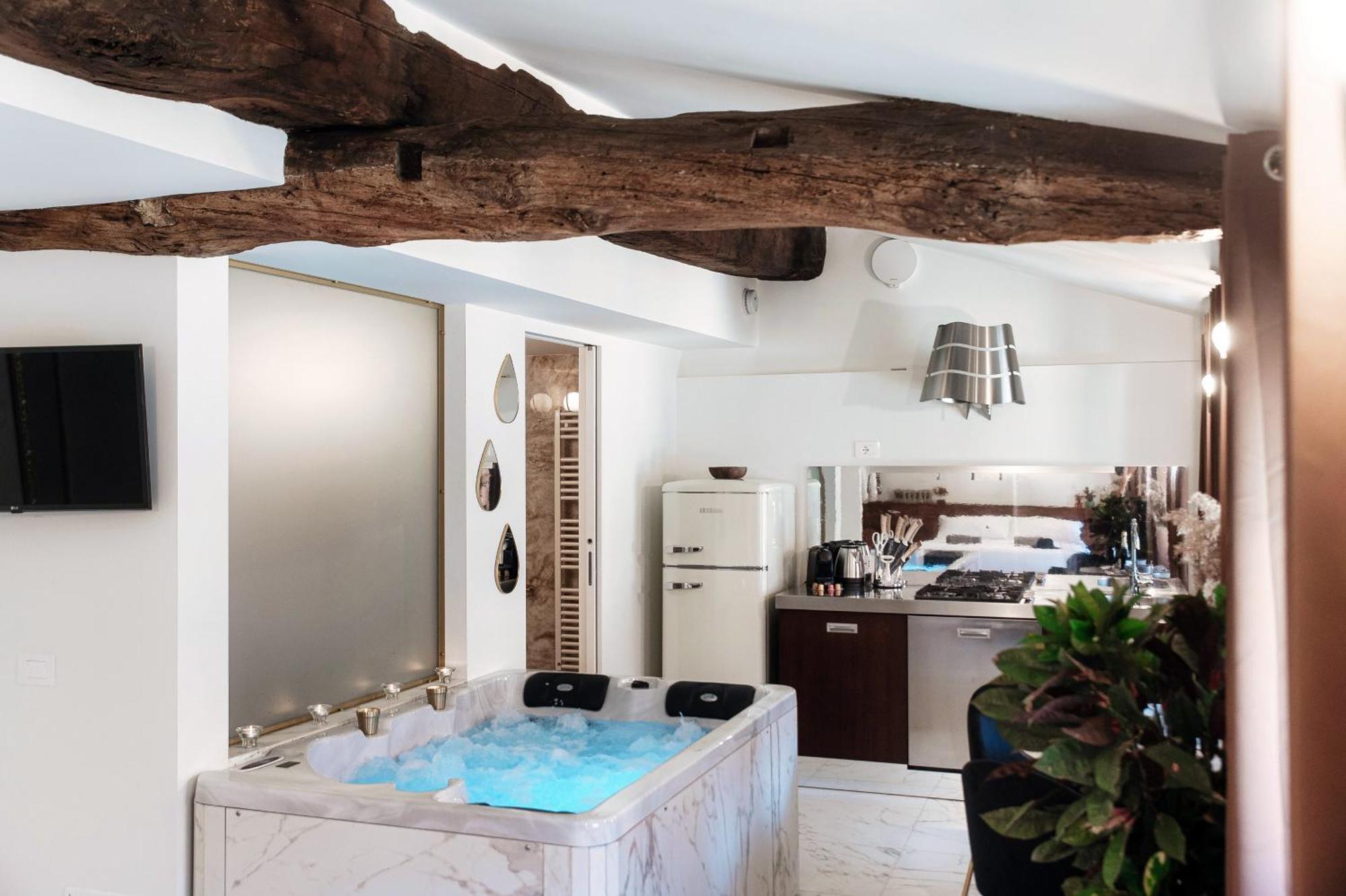 Sahara & Amazzonia Luxury Rooms- The House Of Travelers Como Luaran gambar