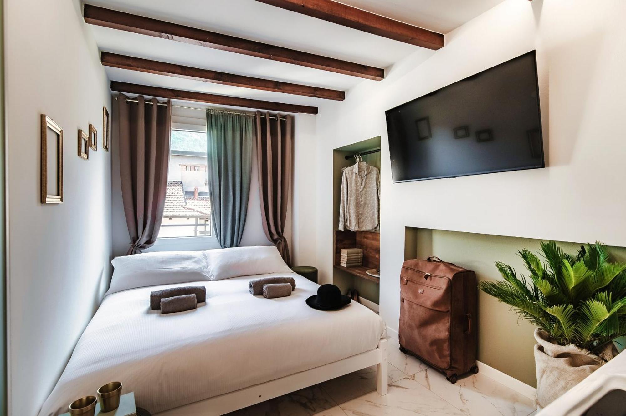 Sahara & Amazzonia Luxury Rooms- The House Of Travelers Como Luaran gambar