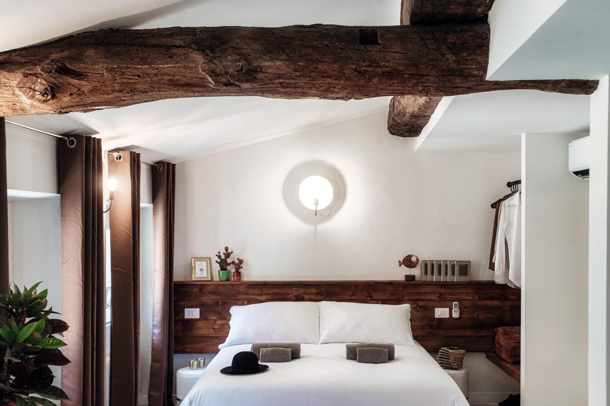 Sahara & Amazzonia Luxury Rooms- The House Of Travelers Como Luaran gambar